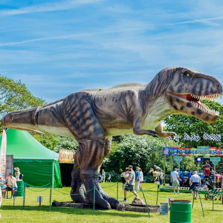 Dinosaurs in the Park