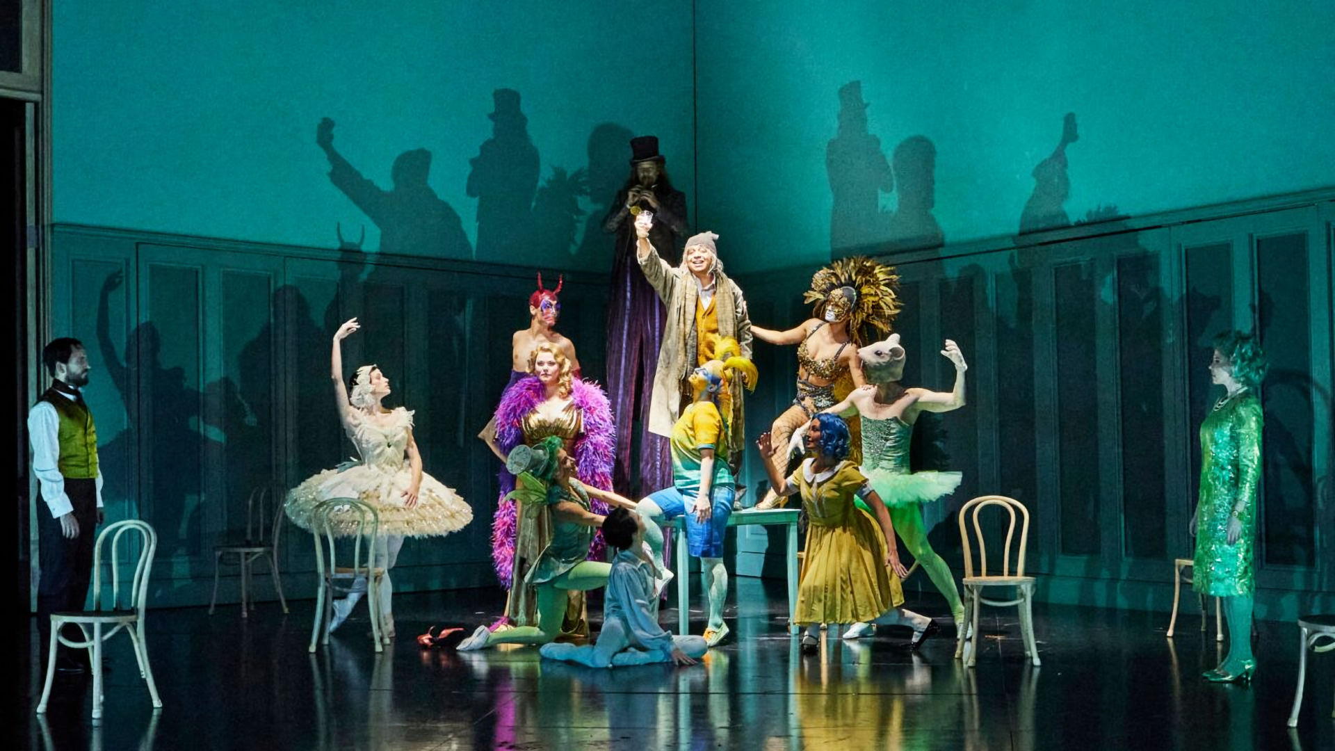 The Royal Opera - The Tales of Hoffmann (12A)