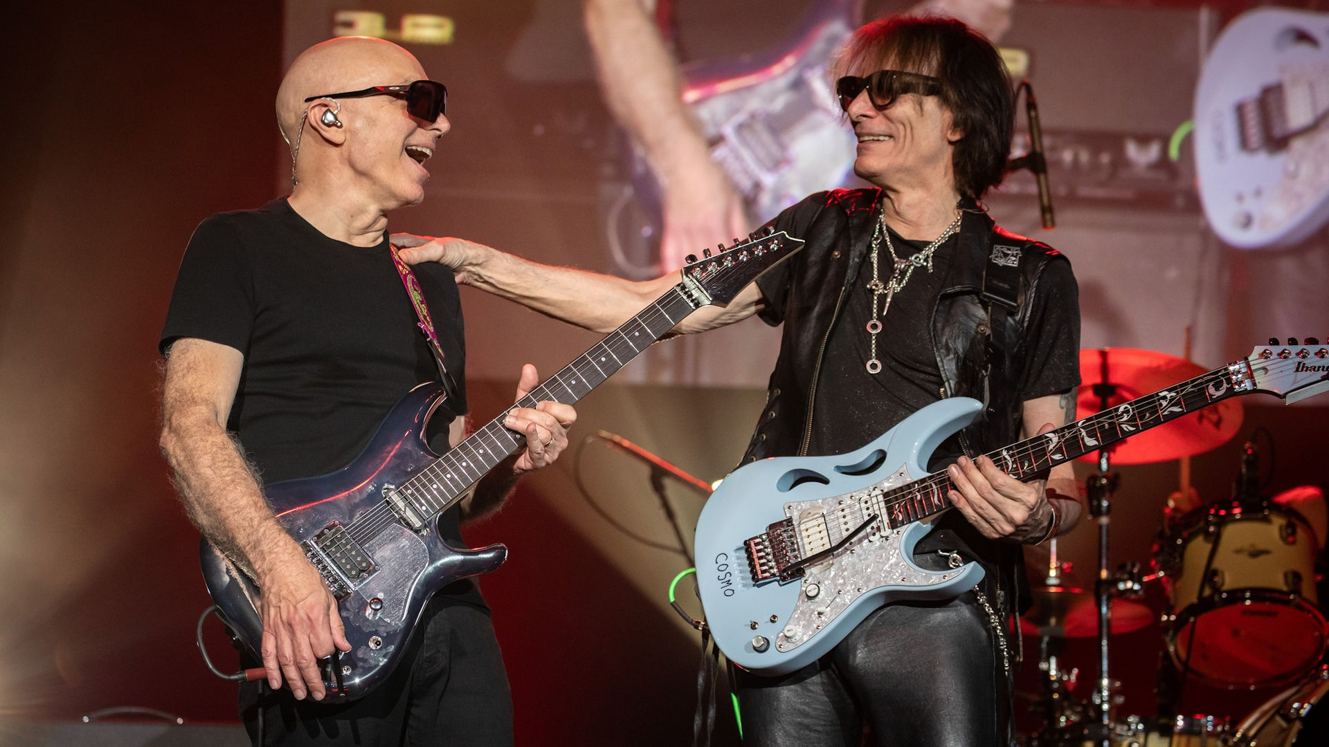 SatchVai Band - Joe Satriani & Steve Vai