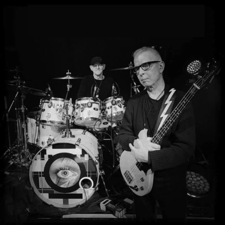 Tony Visconti & Woody Woodmansey's Holy Holy - A Celebration of Bowie