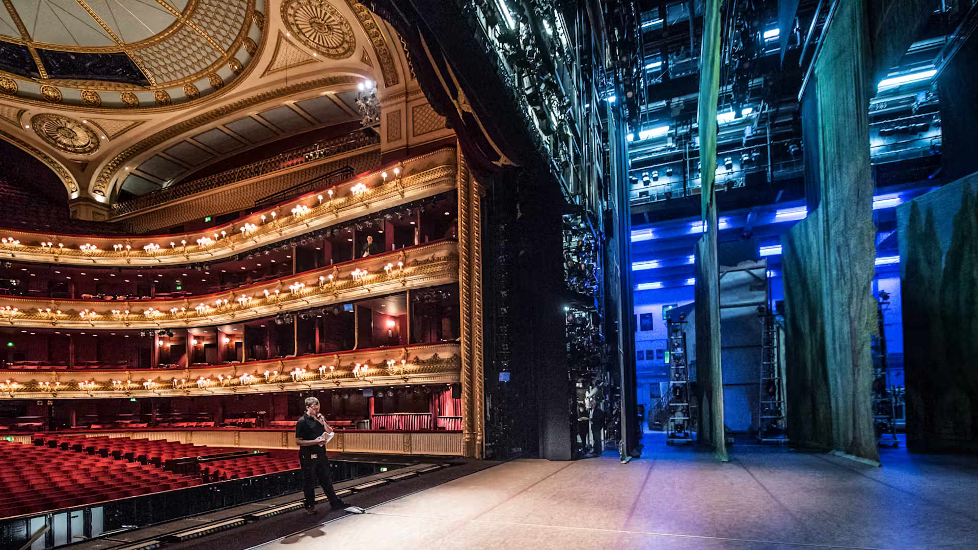 Step into the Spotlight - An Exclusive On-Stage Tour of the Royal Opera House