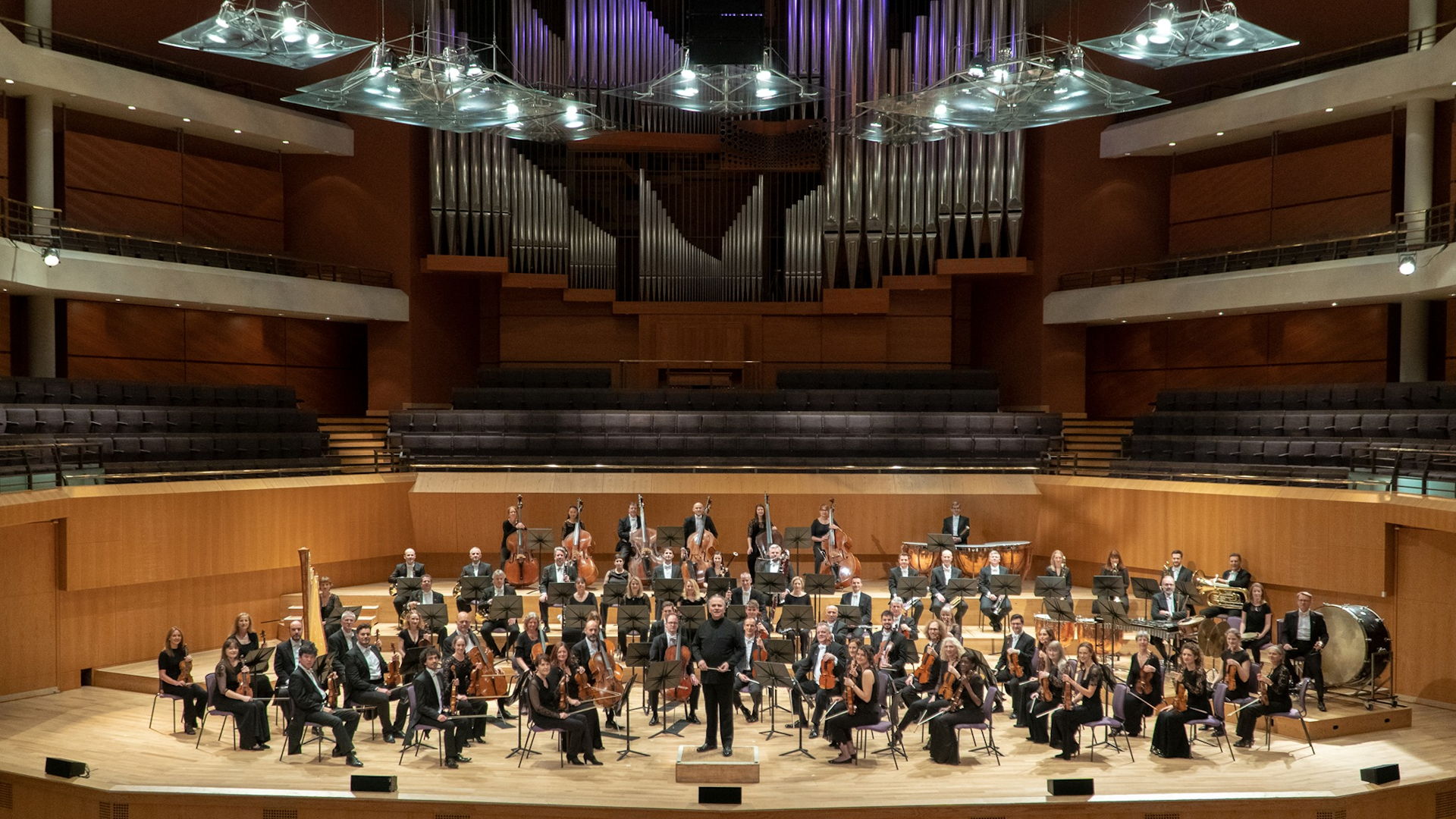 Hallé & Singapore Chinese Orchestra - Sounds of The East 